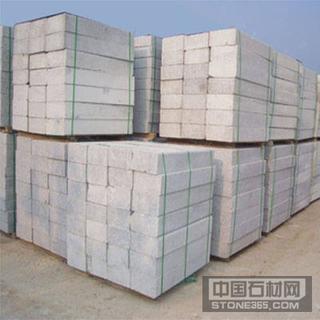 漢白玉旗臺的精雕細琢 探訪寶興盛力石材的卓越加工技藝